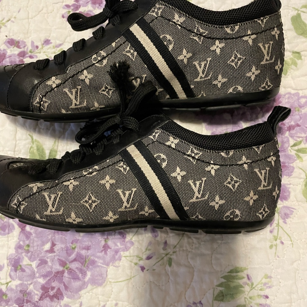 Authentic, Vintage Louis Vuitton Sneakers 38.5